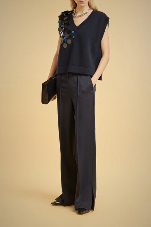 Kamizelka o kroju pudełkowym, wykonana z wysokiej jakości wełny