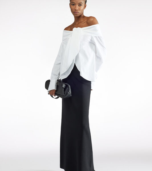 koszula z odkrytymi ramionami