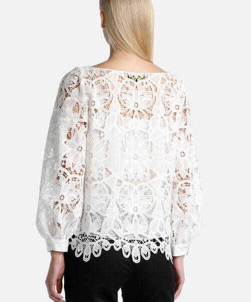 bluzka z koronki makramowej