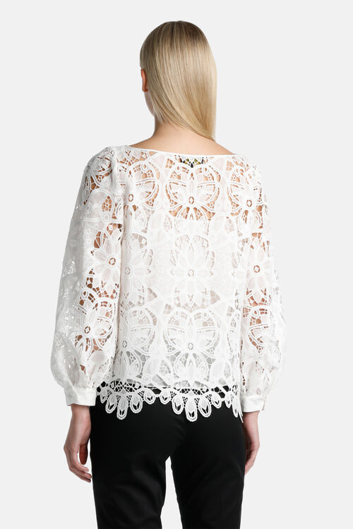 bluzka z koronki makramowej