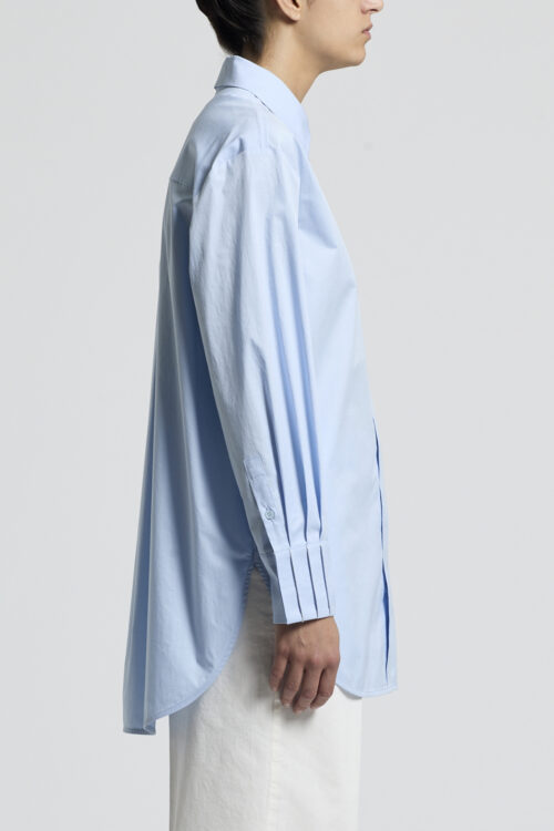 Koszula błękitna Peserico ze zdobionymi rękawami