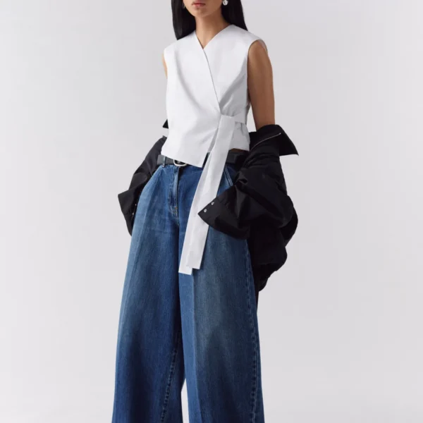 kamizelka crop z wiązaniem Liviana Conti